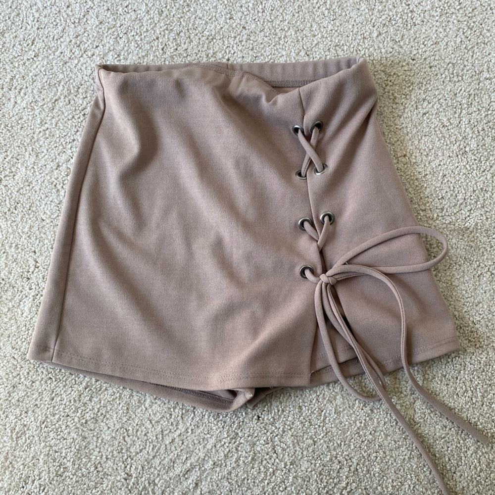 Pitaya Blue Blush Lace Up Skort